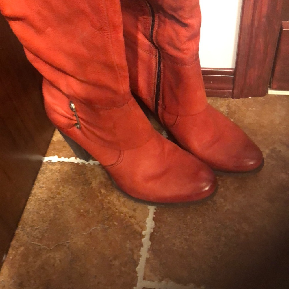 Red Winter Boots - Picture 5 of 5